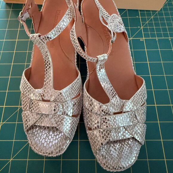 L'Amour Des Pieds Silver/Gold Platform Sandals Size 8.5 - Picture 1 of 5